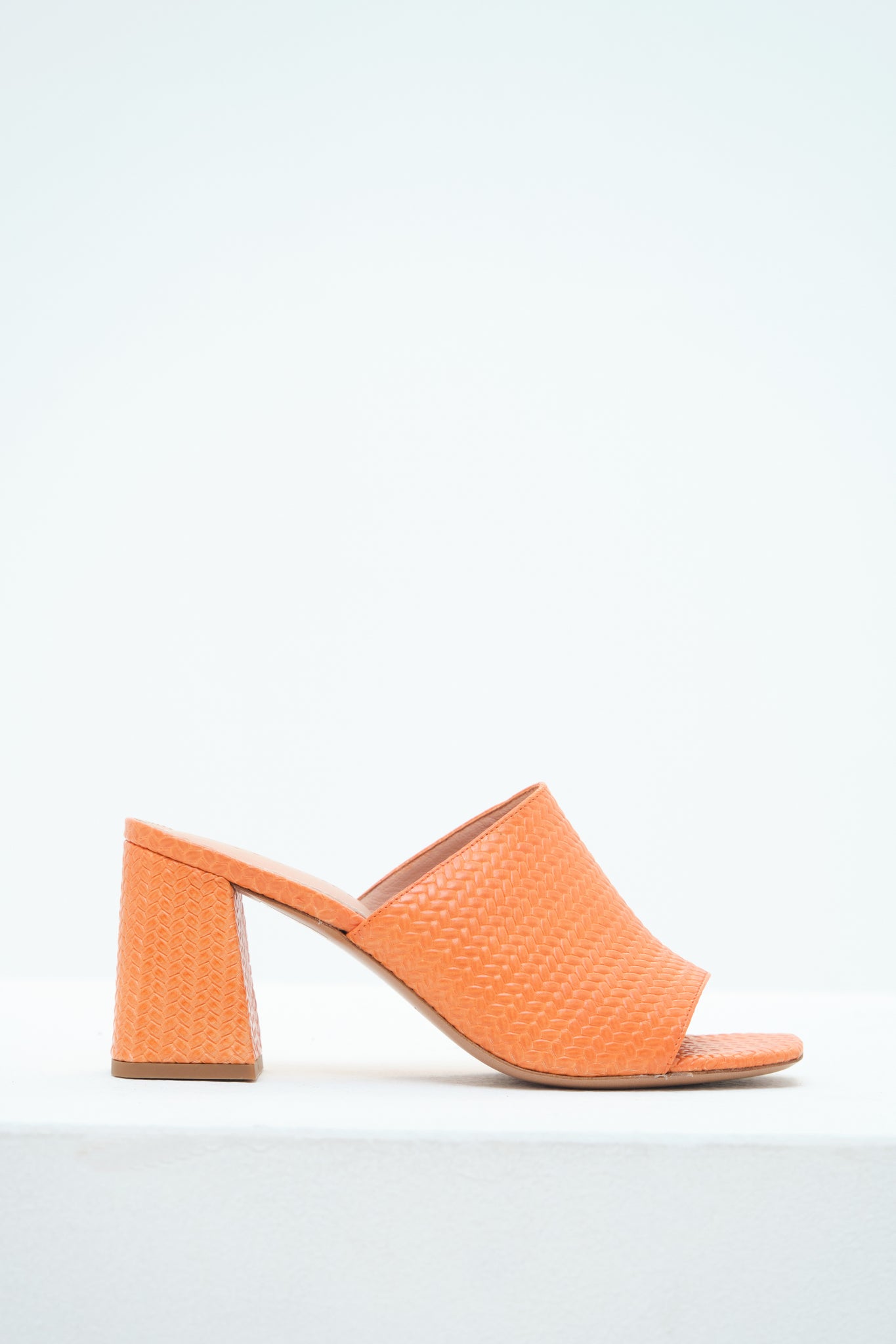 EVITA MULE - OFFBEAT ORANGE